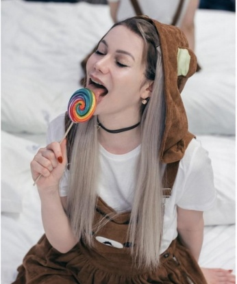 Анкета проститутки Оксана - город Москово, 23 года, №13581