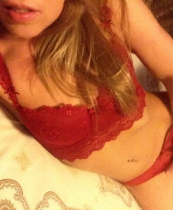 Анкета проститутки Кузя - город Москово, 27 лет, №9355